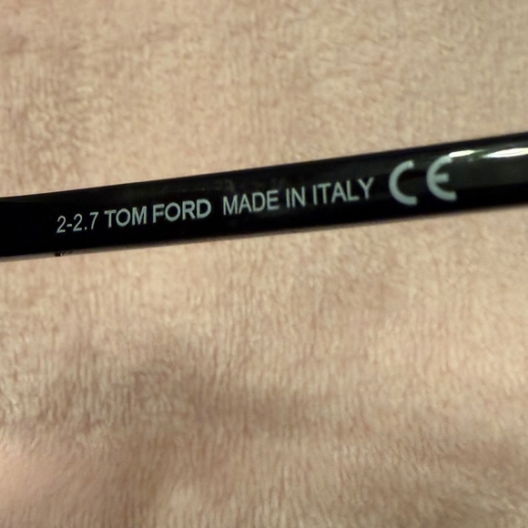 Tom Ford Sunglasses - Picture 8 of 8